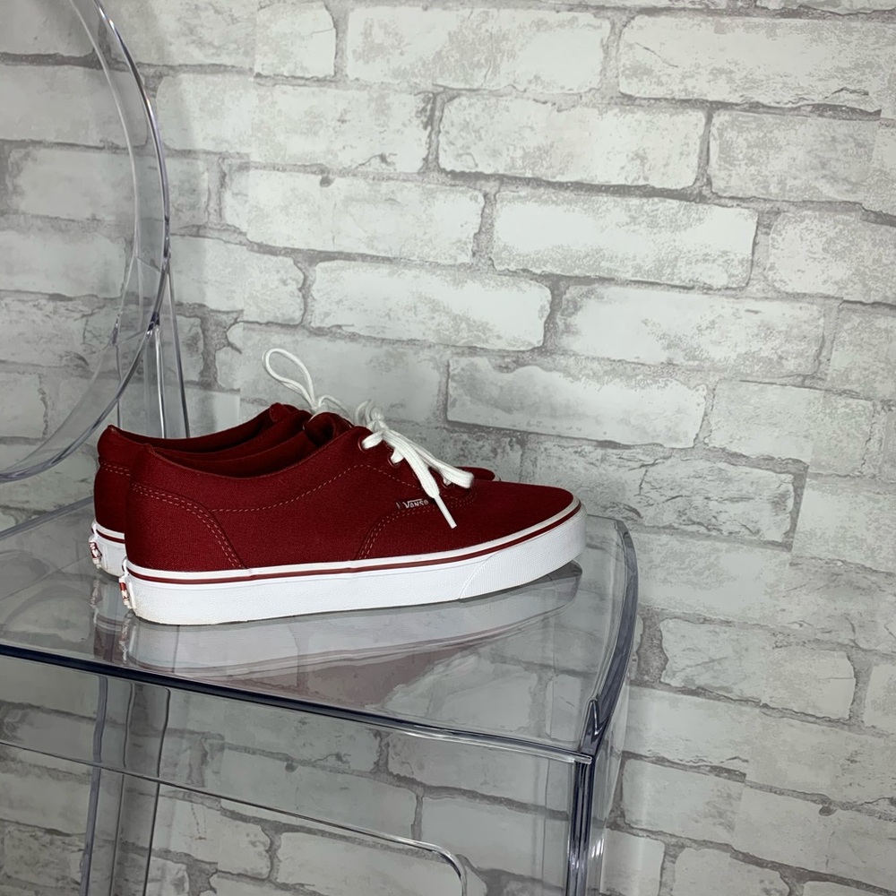 📍VANS